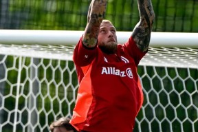 体育官方网页版入口-尤文后卫神勇救险，助球队成功保级，开始开发大学工具.-体育官方网页版入口